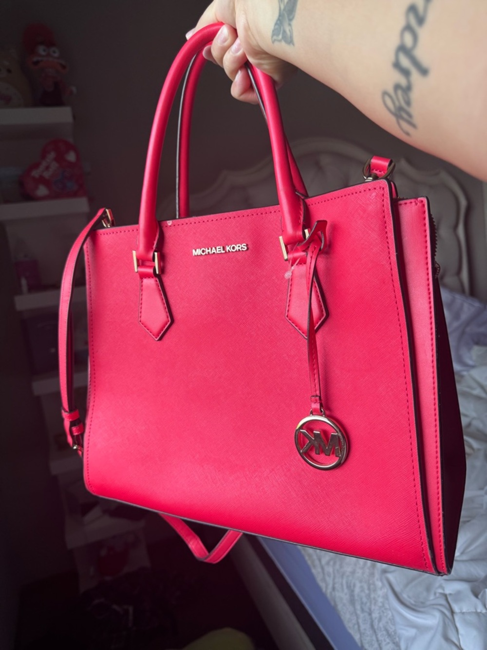 Michael Kors Bright Pink Saffiano Satchel - Picture 3 of 3